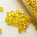 Seed Beads - 8/0 AB(Aurora Borealis)/ Iris/ Rainbow